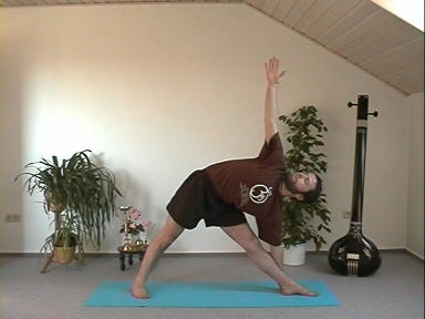 Trikonasana